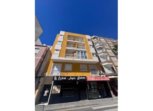 Lägenhet - Resale - Torrevieja - Centro