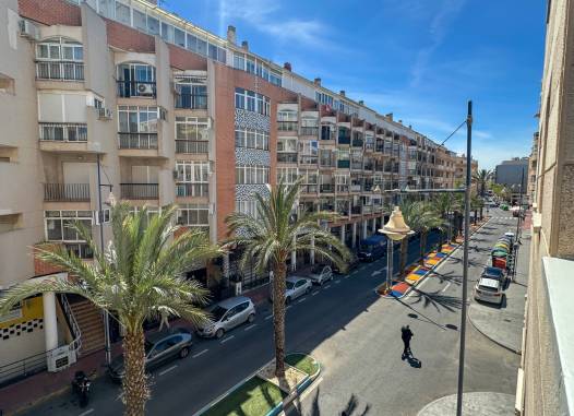 Lägenhet - Resale - Torrevieja - Costa Blanca