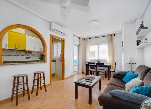 Lägenhet - Resale - Torrevieja - Costa Blanca