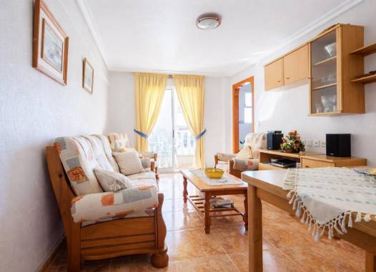 Lägenhet - Resale - Torrevieja - Costa Blanca