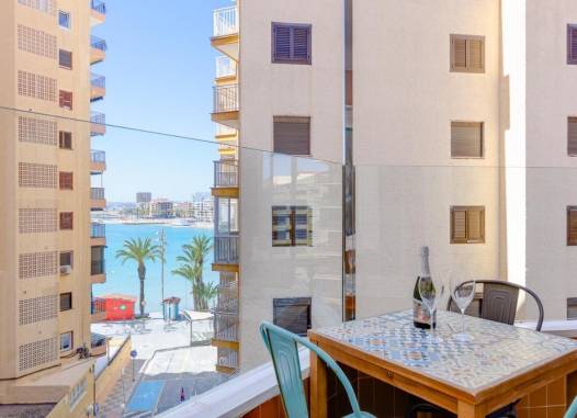 Lägenhet - Resale - Torrevieja - Playa del Cura
