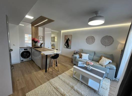 Lägenhet - Resale - Torrevieja - Punta Prima