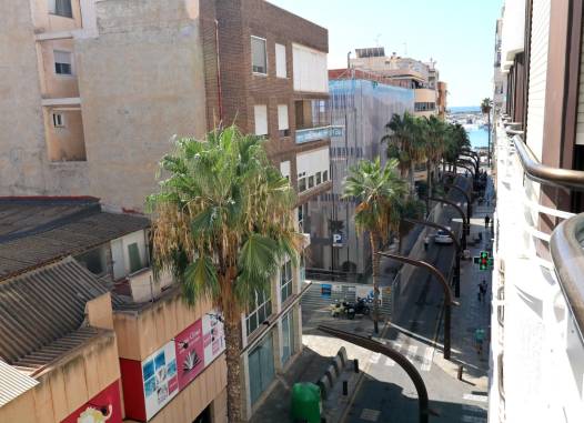 Lägenhet - Resale - Torrevieja - Torrevieja