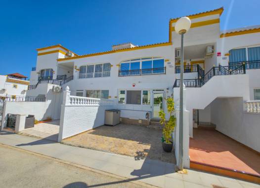 Leilighet - Salg - Vistabella Golf Entre Naranjos - MLSC6840389