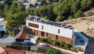 Nowy budynek - Villa - Benidorm