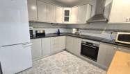 Odsprzedaż - Apartament - Torrevieja - Las Piscinas Naturales