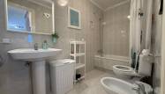 Odsprzedaż - Bungalow - Torrevieja - Punta Prima