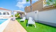 Odsprzedaż - Villa - Torrevieja - Los Balcones