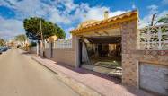 Odsprzedaż - Villa - Torrevieja - Playa de los Locos