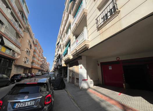 Parking - Herverkoop  - Torrevieja - Centro