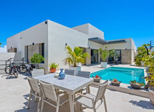 Property - Resale - Daya Nueva - Costa Blanca