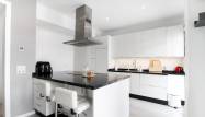 Resale - Apartment - Alicante - - Centro  -
