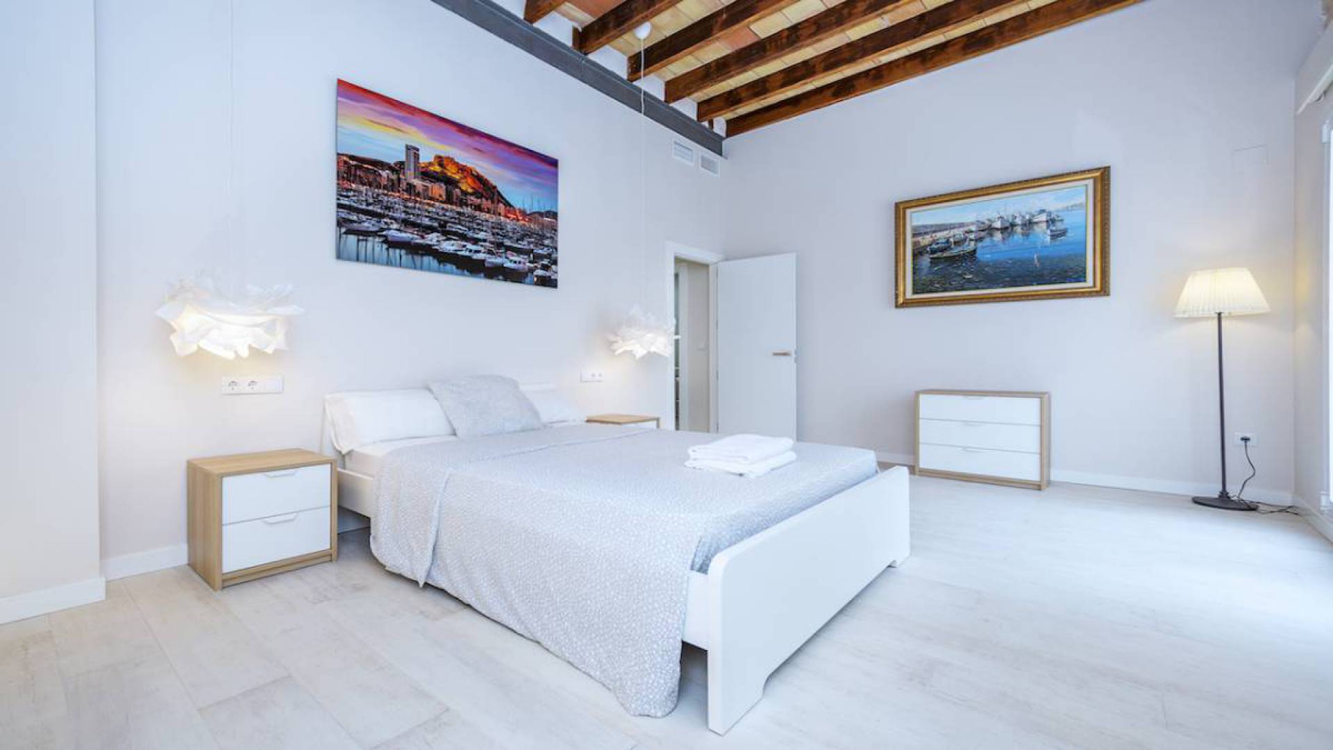 Resale - Apartment - Alicante - Luceros