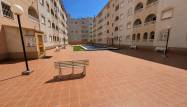 Resale - Apartment - Torrevieja - Estacion De Autobuses