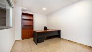 Resale - Kommersiell - Elche - Center