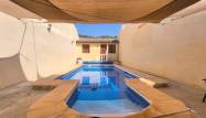 Resale - Villa - Chinorlet - Inland