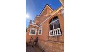 Resale - Villa - Cox