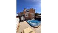 Resale - Villa - Cox