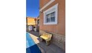 Resale - Villa - Cox