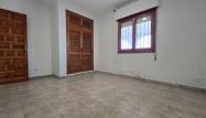 Resale - Villa - El Chaparral - Inland