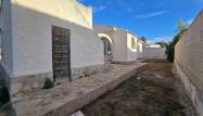 Resale - Villa - El Chaparral - Inland