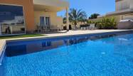 Resale - Villa - Torrevieja - La Siesta - El Salado - Torreta