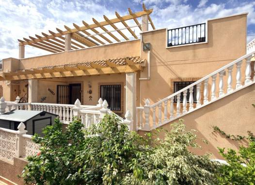 Semi Detached - Herverkoop  - Villamartin - Costa Blanca