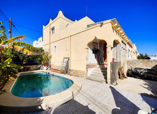 Town House - Herverkoop  - San Miguel de Salinas - Inland
