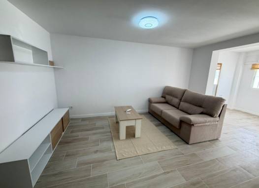 Town House - Herverkoop  - Torrevieja - Sector 25