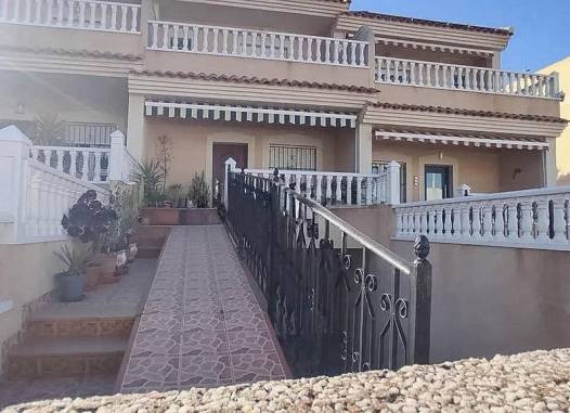 Town House - Odsprzedaż - Torrevieja - Los Altos