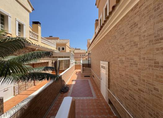 Town House - Перепродажа - Guardamar del Segura - Urbanizaciones