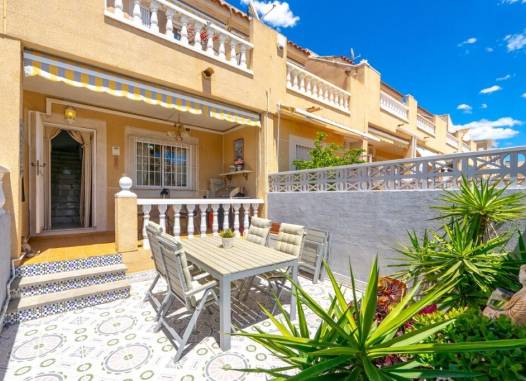 Town House - Resale - Torrevieja - Aguas Nuevas
