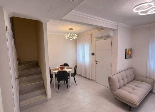 Town House - Revente - Torrevieja - Calas Blanca