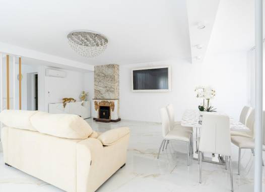 Town House - Venta - Torrevieja - Punta Prima