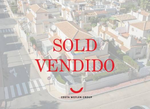 Townhouse / Duplex - Resale - Torrevieja - CWG835