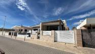 Venta - Chalet - Torrevieja - La Mata