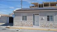 Venta - Semi Detached - Los Montesinos - PUEBLO CENTRO