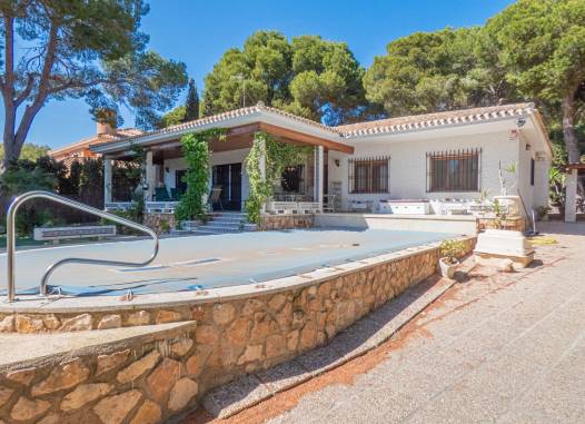 Villa - Herverkoop  - Dehesa de Campoamor - Costa Blanca