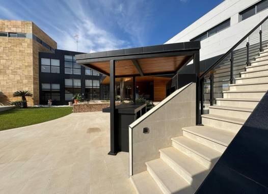 Villa - Herverkoop  - Orihuela Costa - Altos De Campoamor