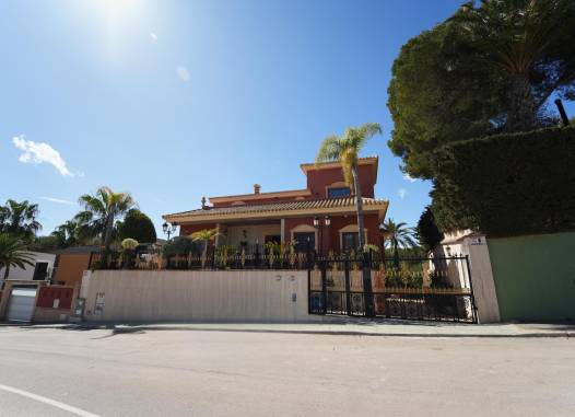 Villa - Herverkoop  - Orihuela Costa - Campoamor