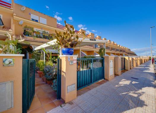 Villa - Herverkoop  - Orihuela Costa - Costa Blanca
