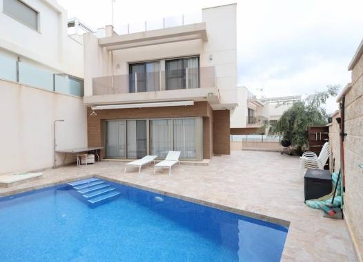 Villa - Herverkoop  - Orihuela Costa - Costa Blanca