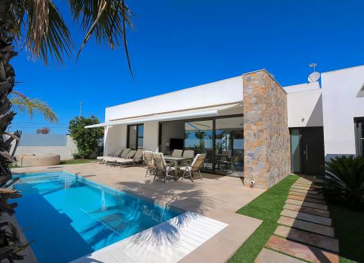 Villa - Herverkoop  - Pilar de la Horadada - Costa Blanca