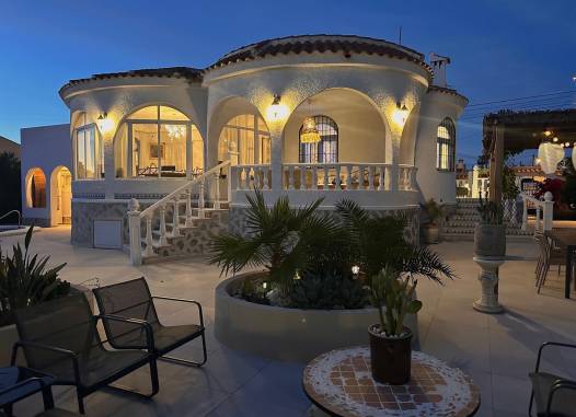 Villa - Herverkoop  - Torrevieja - Costa Blanca