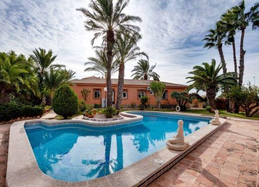 Villa - Herverkoop  - Torrevieja - La Siesta - El Salado - Torreta
