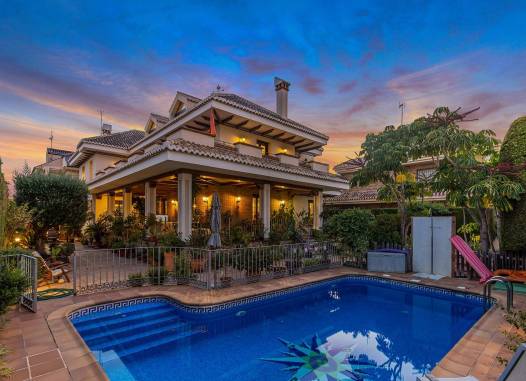 Villa - Herverkoop  - Torrevieja - La Veleta
