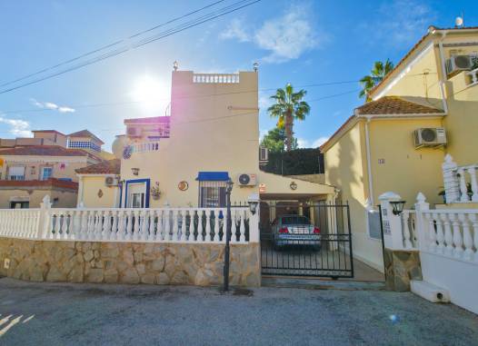 Villa - Herverkoop  - Villamartin - Costa Blanca