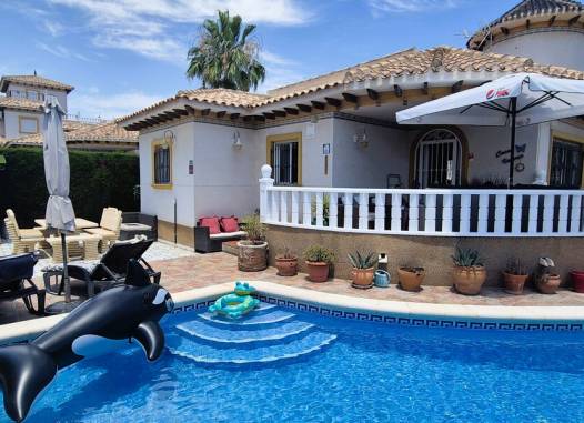 Villa - Herverkoop  - Villamartin - Costa Blanca