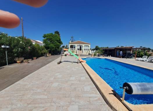 Villa - Odsprzedaż - Dolores - Costa Blanca