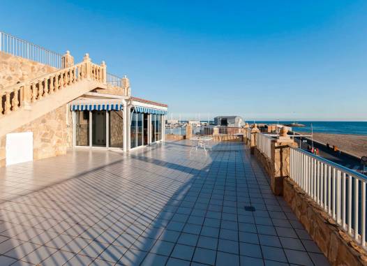 Villa - Odsprzedaż - El Campello - El Campello